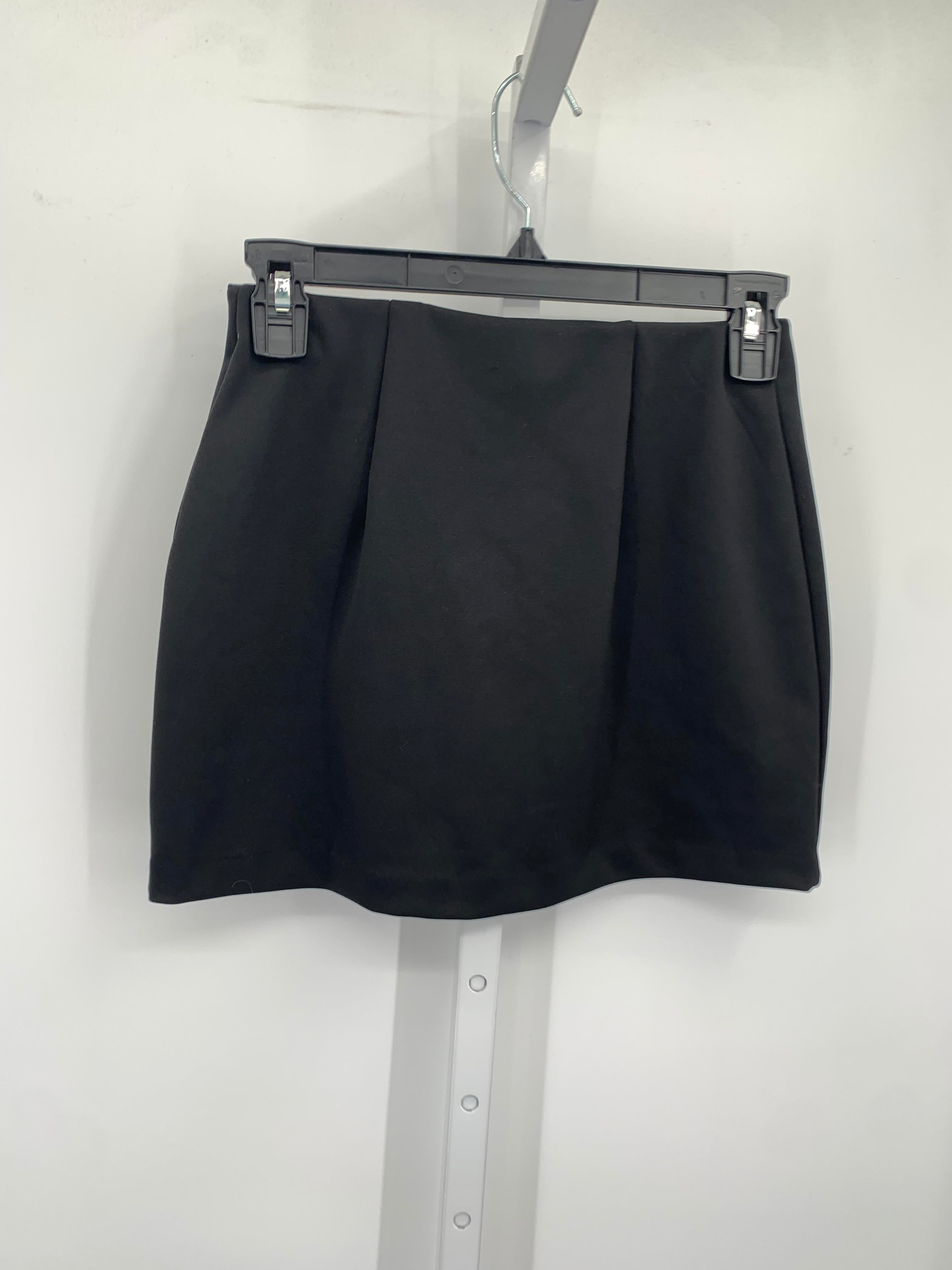 Divided Size X Small Juniors Skirt