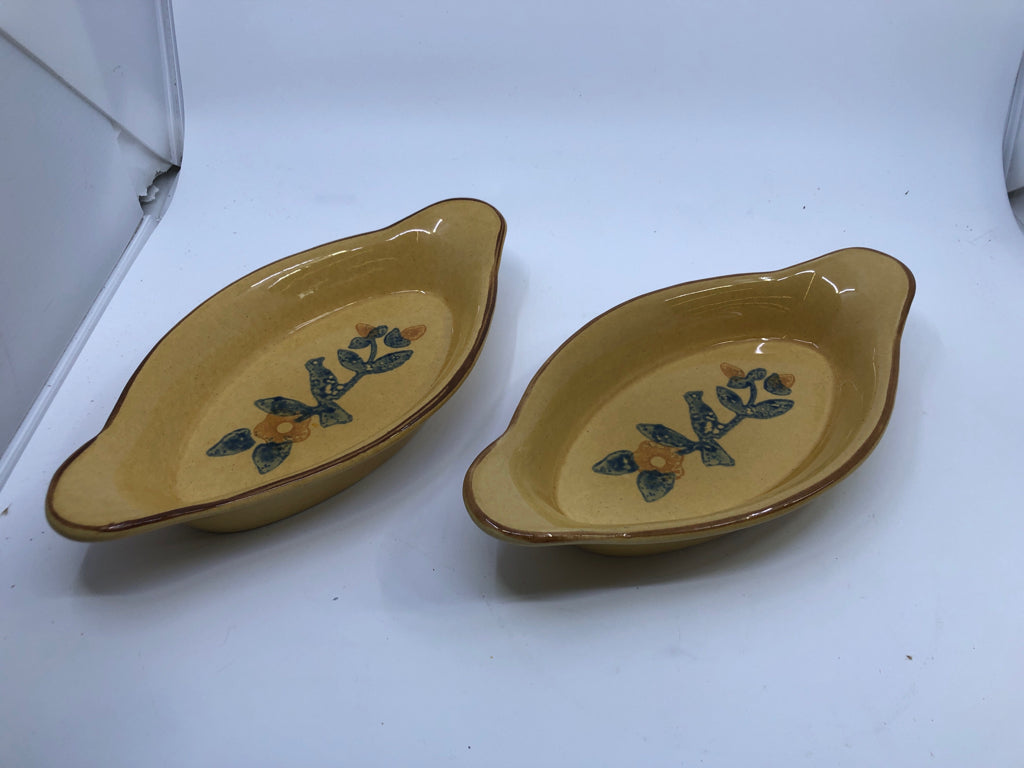 2 TAN AND BLUE AU GRATIN BOWLS.