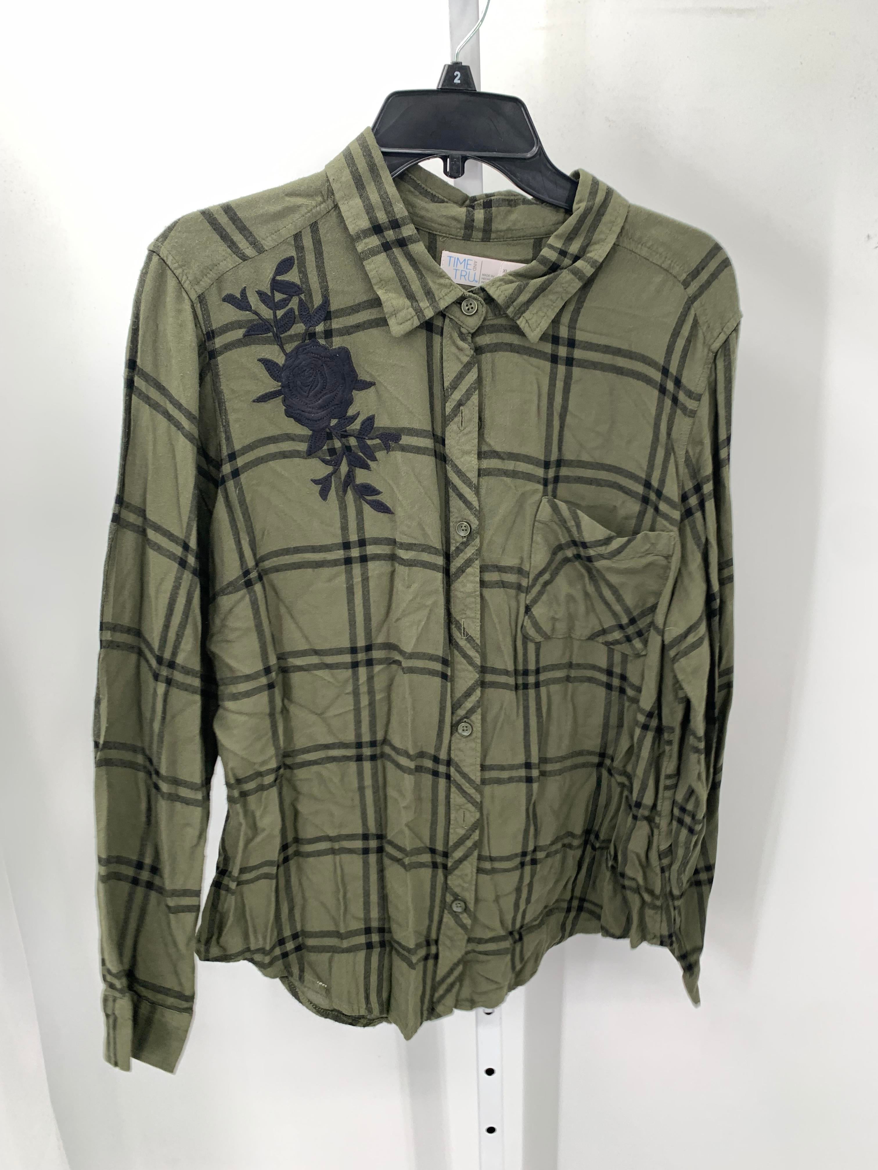 Time and Tru Size Extra Large Misses Long Sleeve Shirt
