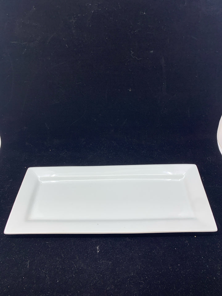 BETTER HOMES RECTANGLE SERVING TRAY.