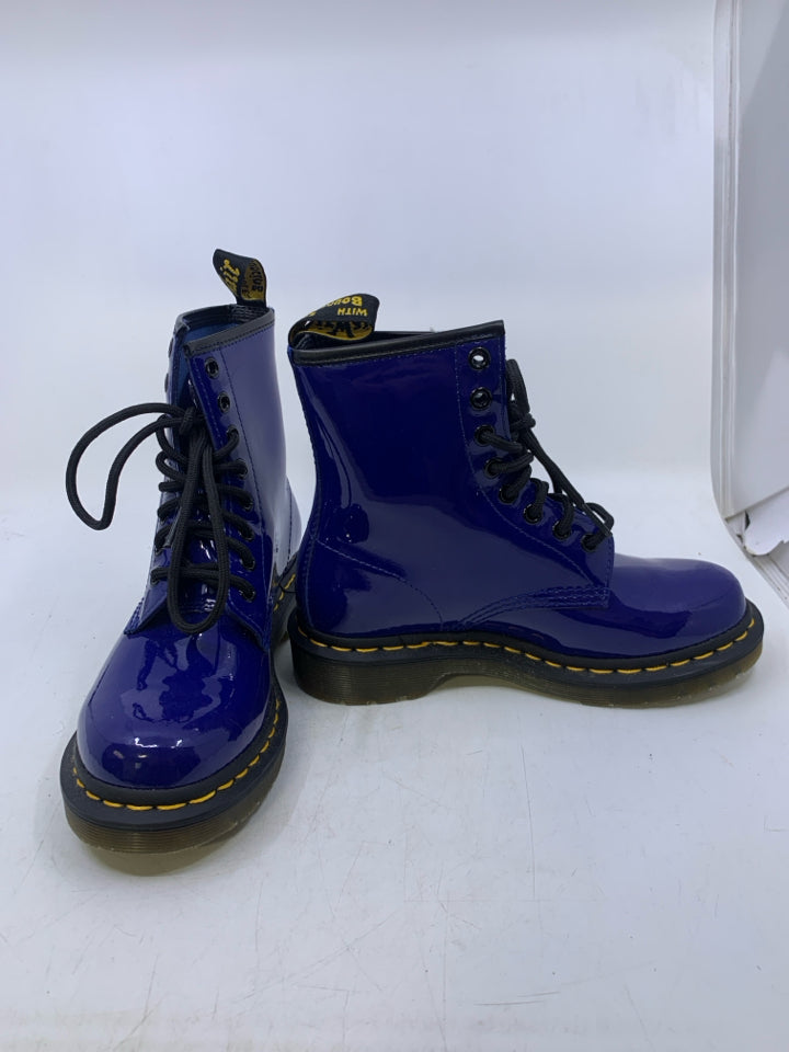 Dr. Martens Size 5 Juniors Boots