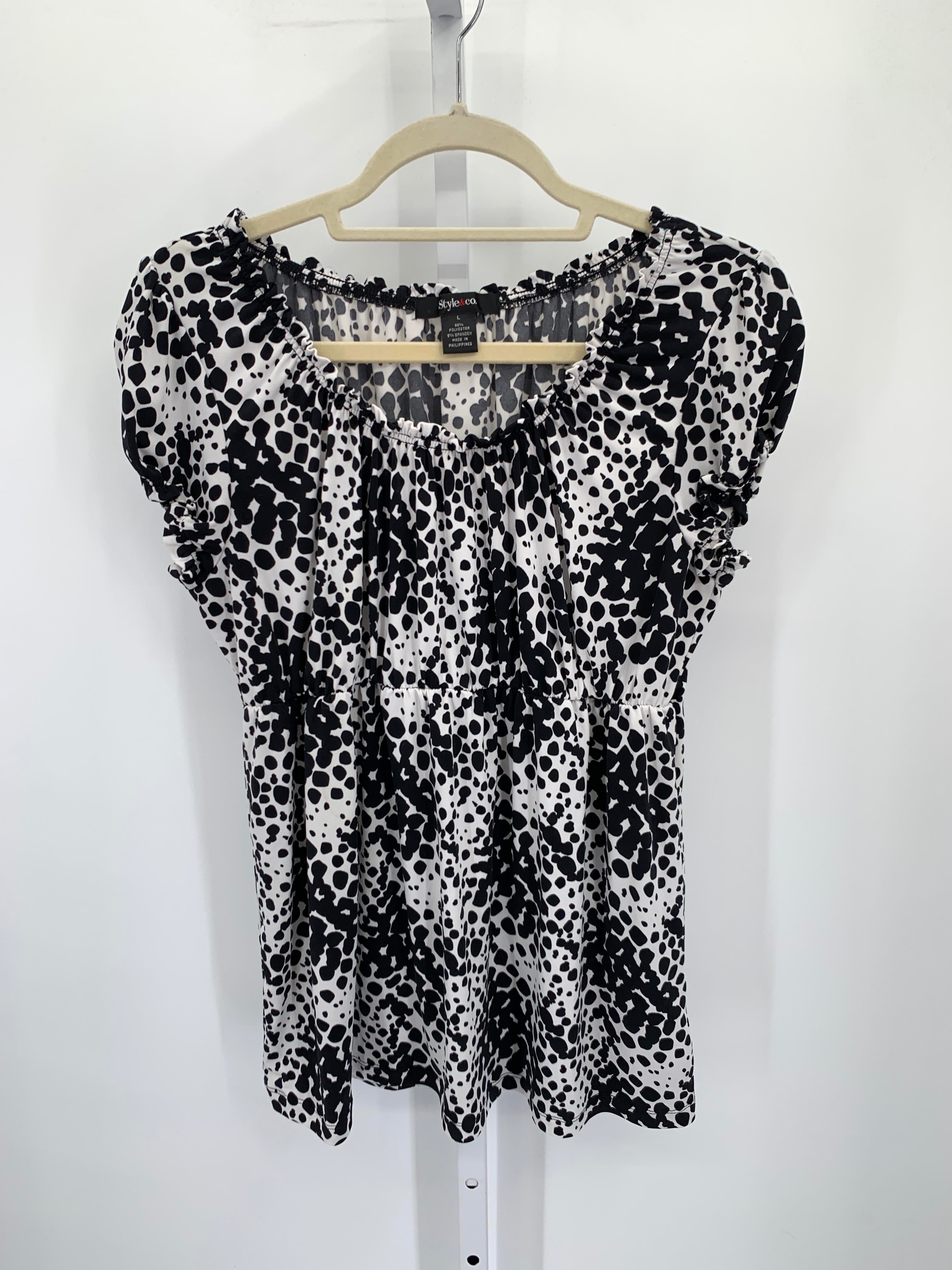 Style & Co. Size Large Misses Short Sleeve Shirt