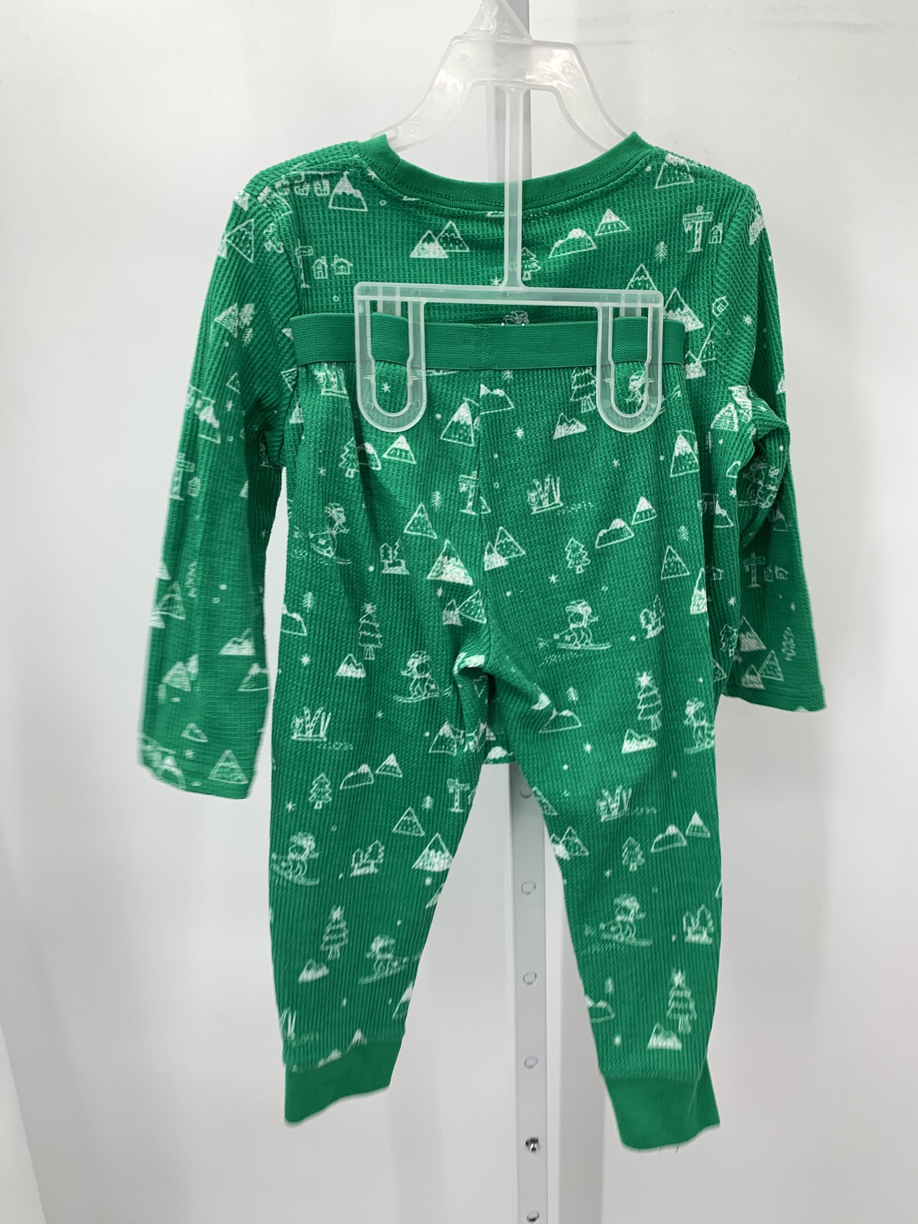 PAJAMAS SKIING SANTA.