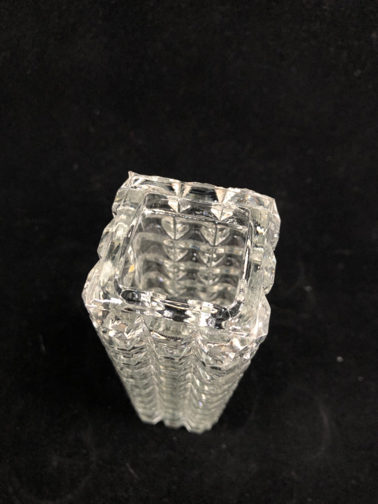 BUBBLE GRID GLASS VASE.