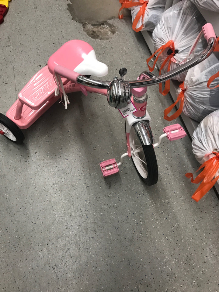 Radio Flyer classic pink tricycle