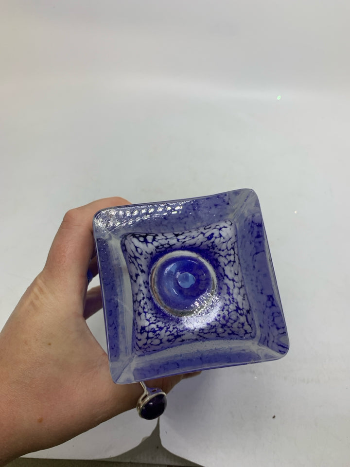 SQUARE BLOWN GLASS BLUE W/ LIGHT SPECKLES VASE.