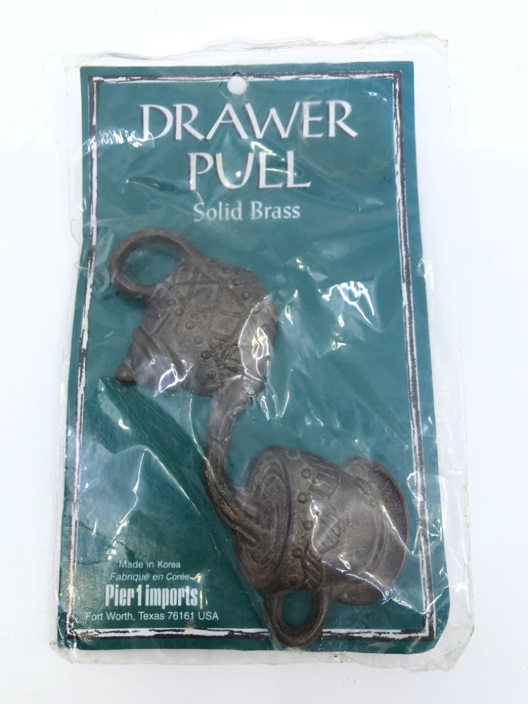 NIP POURING TEA DRAWER PULL- PIER 1.