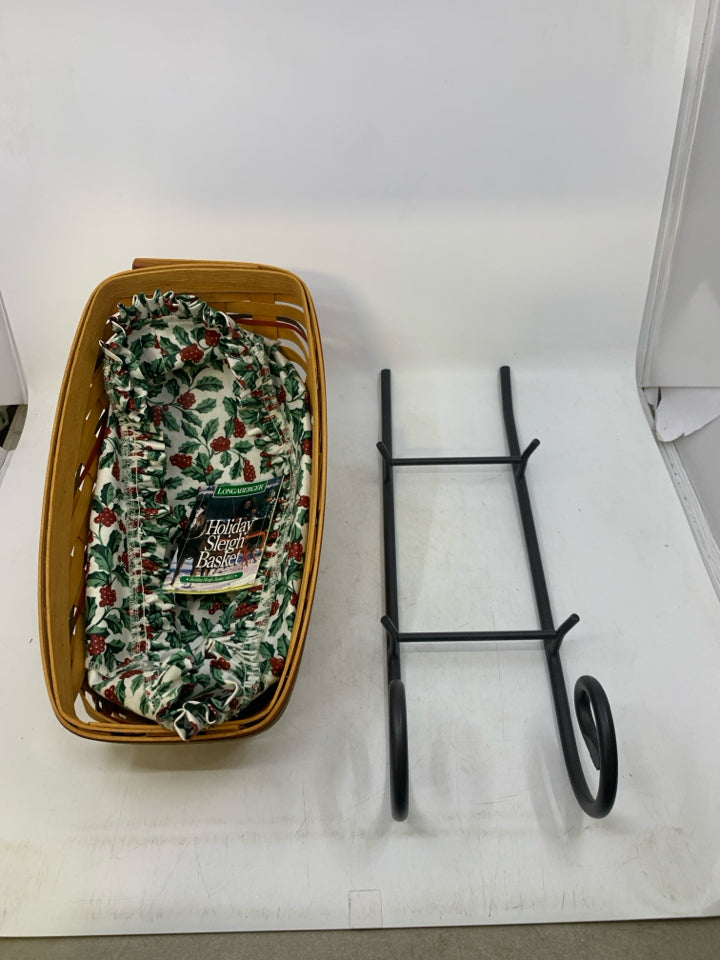 LONGABERGER 1997 HOLIDAY SLEIGH BASKET W/ LINER.
