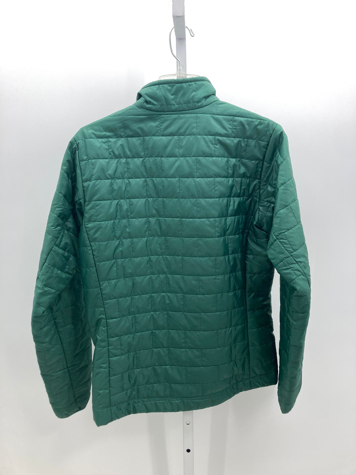 QUILTED ZIP UP JACKET.
