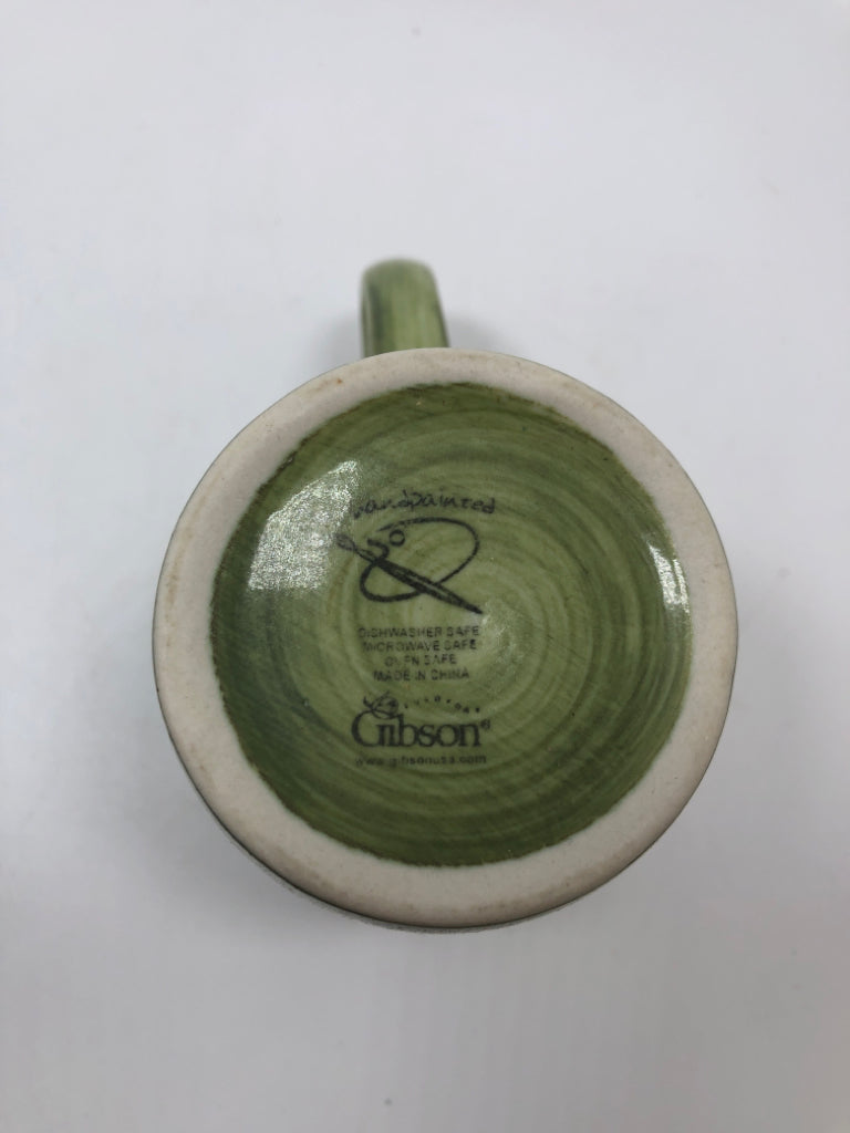 GREEN SWIRL CERAMIC MUG.