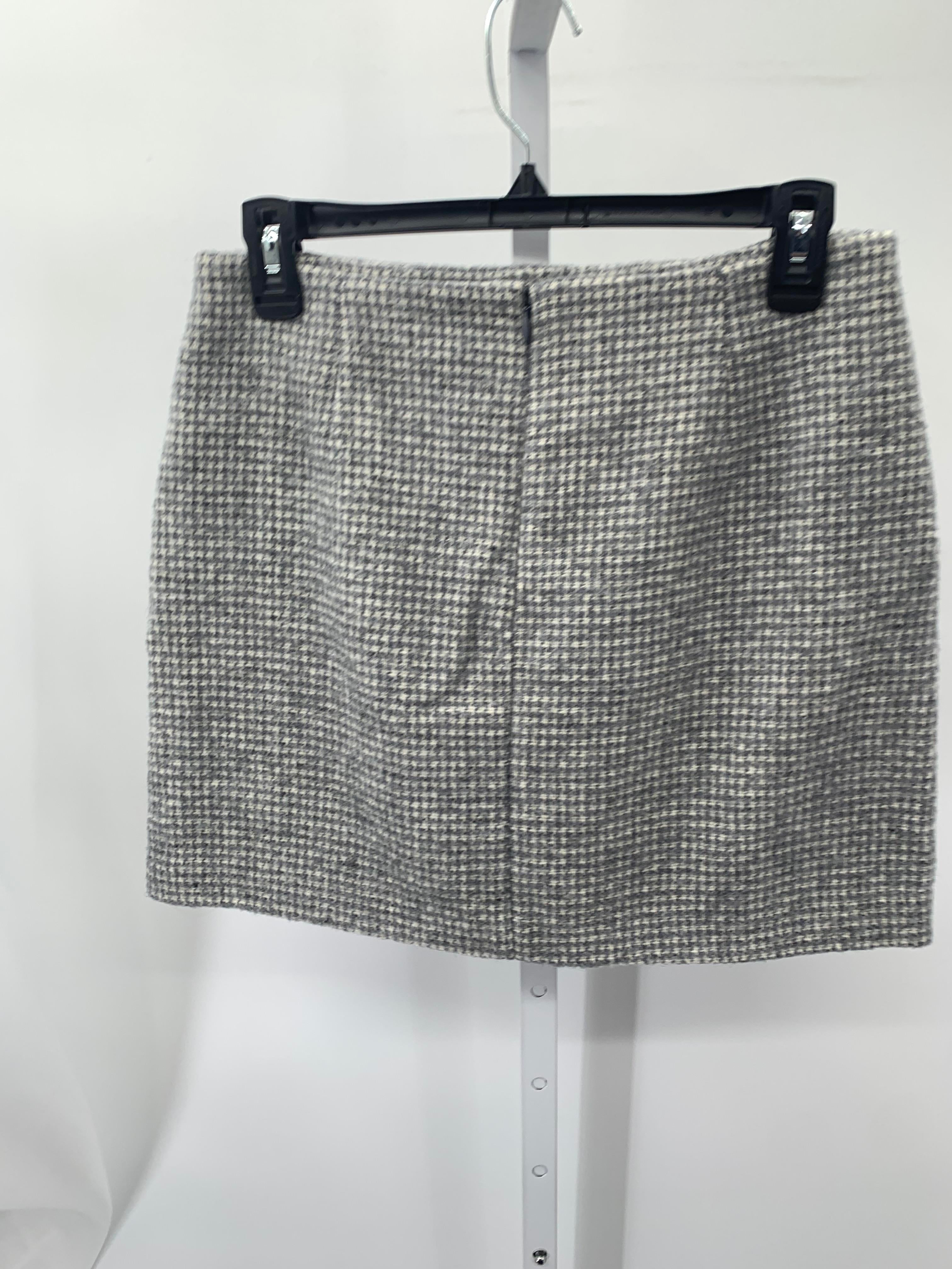 Uniqlo Size 4 Misses Skirt