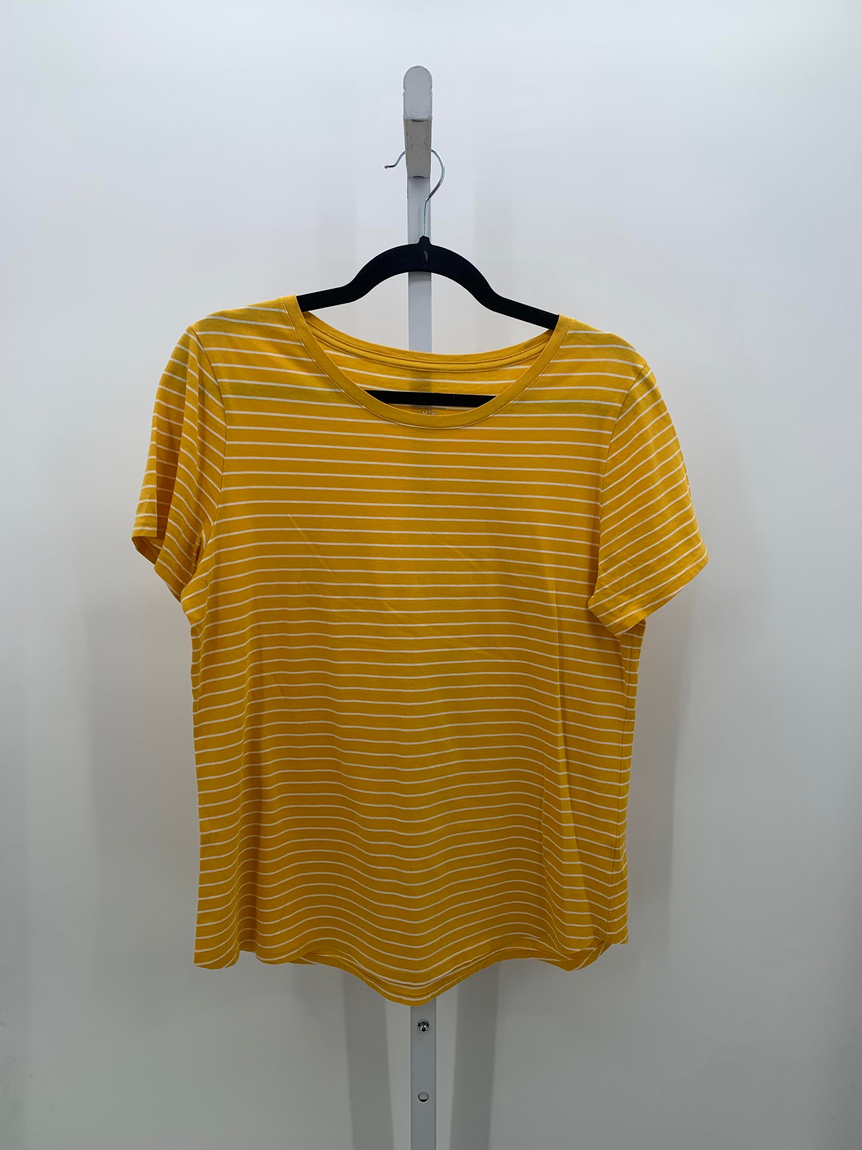 Old Navy Size Medium Misses Short Sleeve Shirt