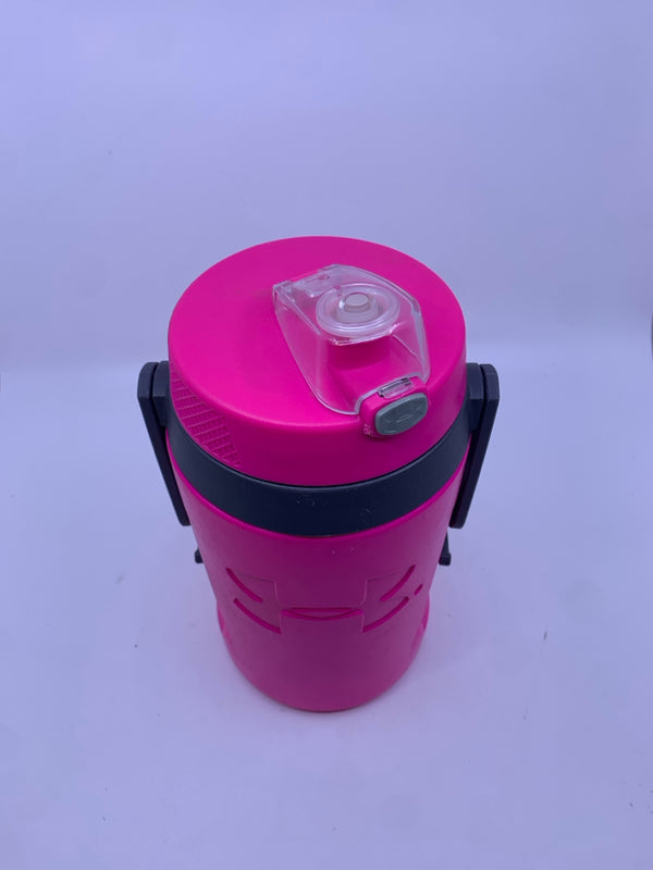 UNDER ARMOUR PINK WATER BOTTLE.