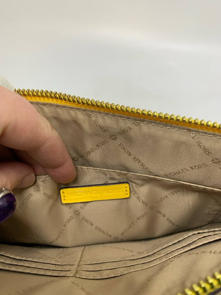 Michael Kors Envelope Colorblock Wristlet