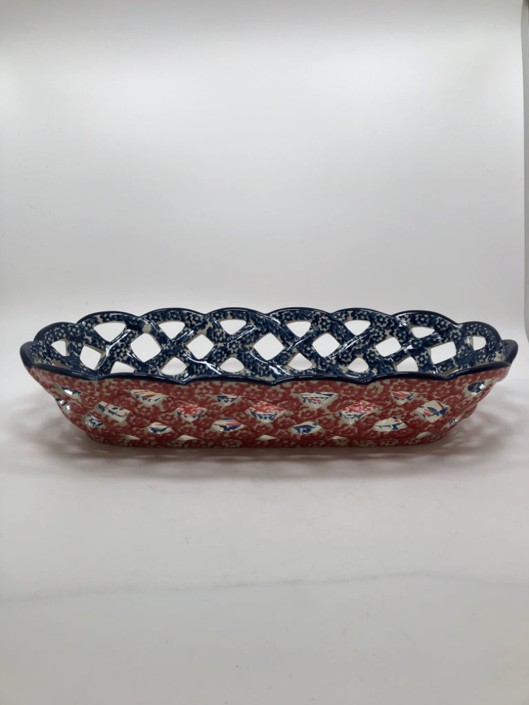 TEMPTATIONS CERAMIC WEAVE BASKET.