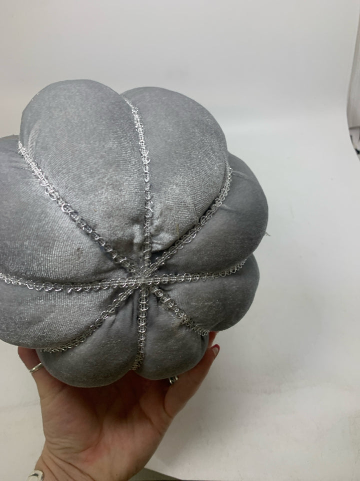 SILVER JEWELED VELOUR PUMPKIN.