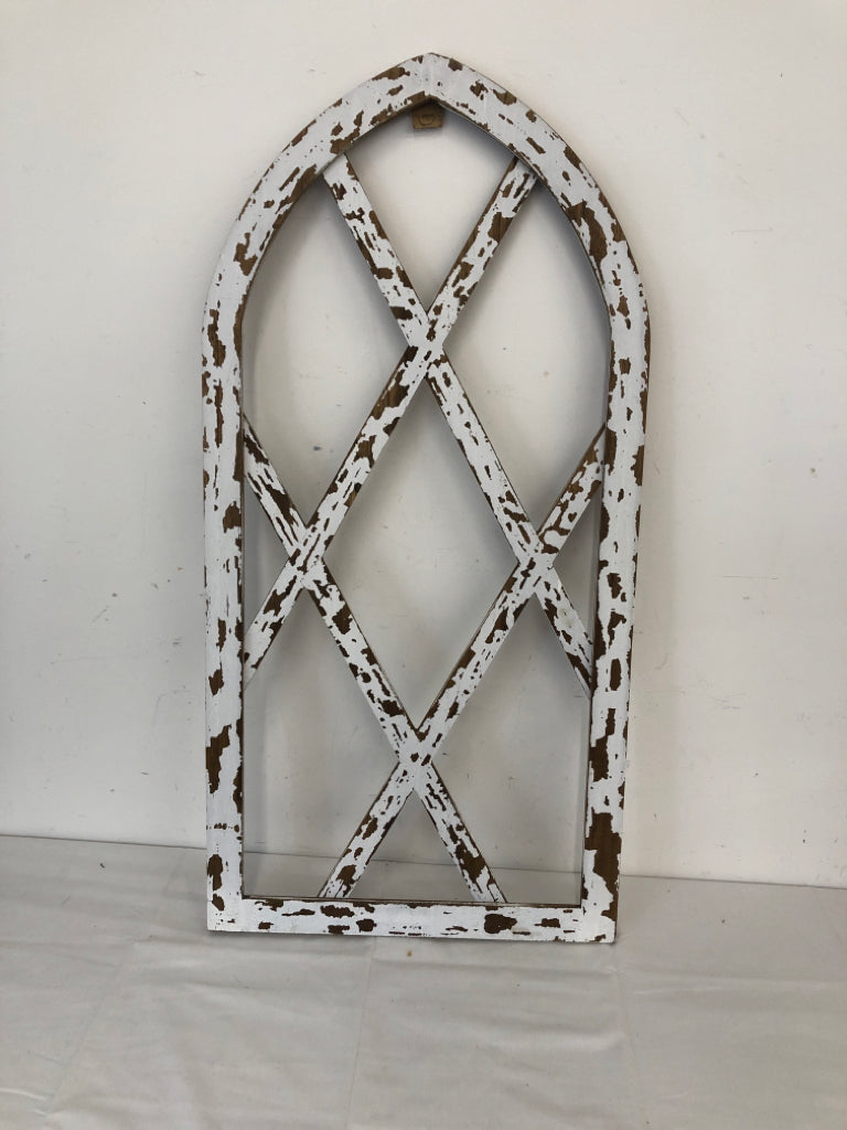 DISTRESSED WALL HANGING WINDOW PANE.