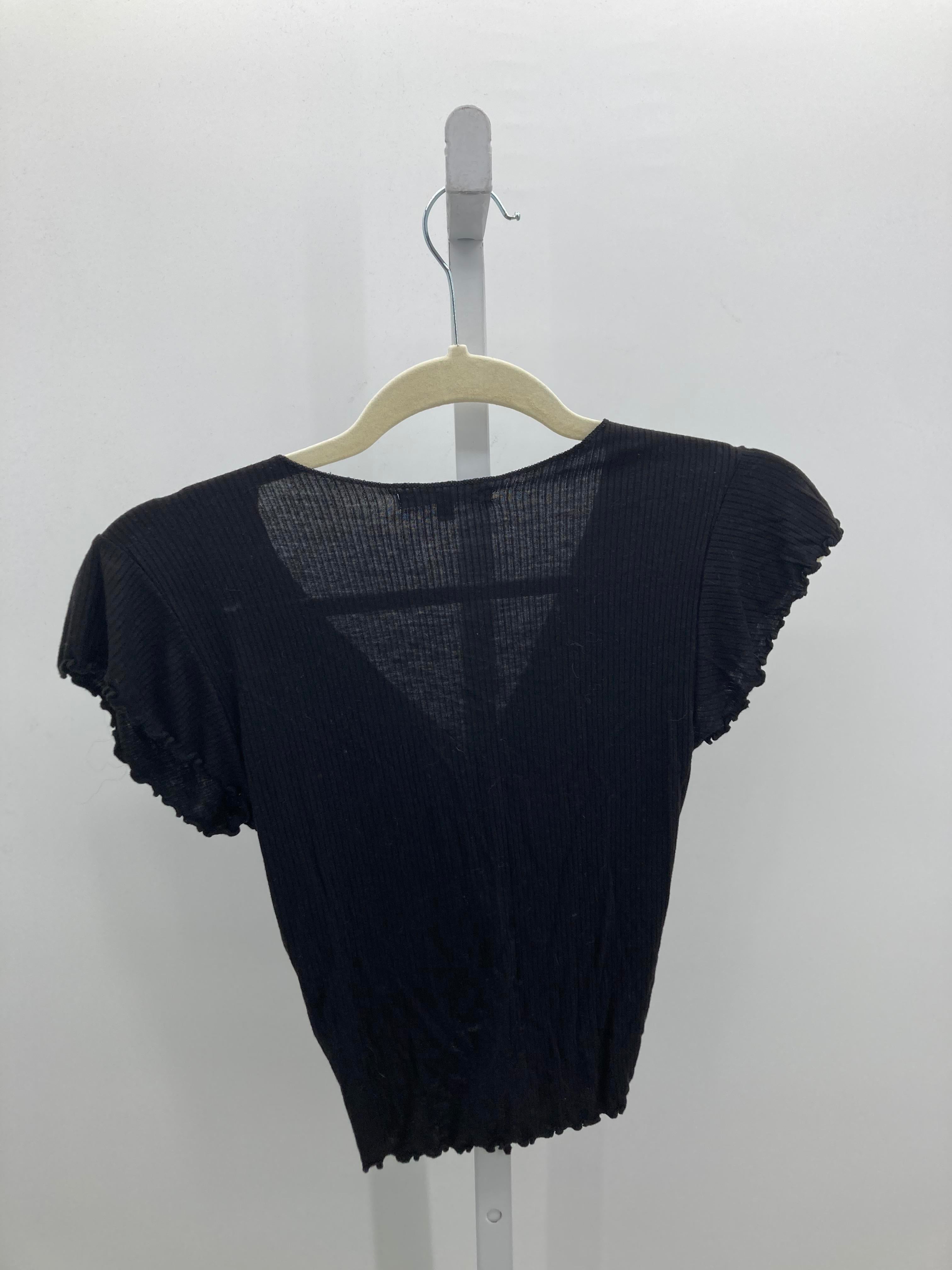 Size Small Juniors Short Sleeve Shirt