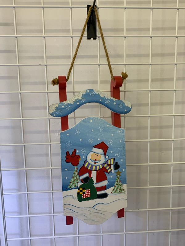 WOOD SANTA DECORATIVE SLEIGH WALL HANGING.