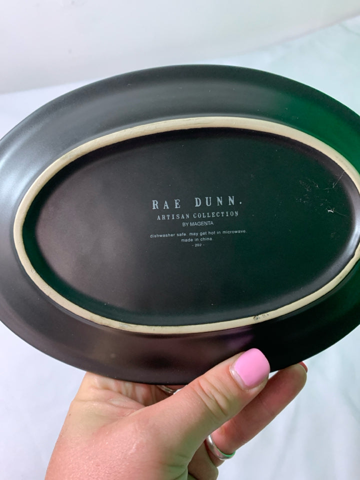 OVAL BLACK EAT CATCH ALL PLATE.