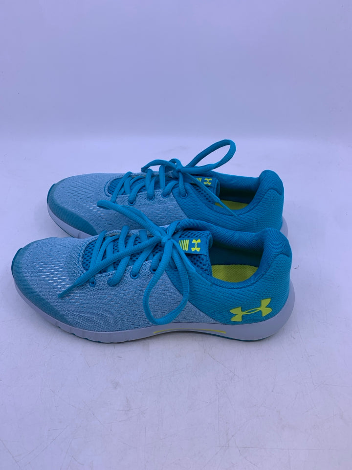 Under Armour Size 5Y Sneaker