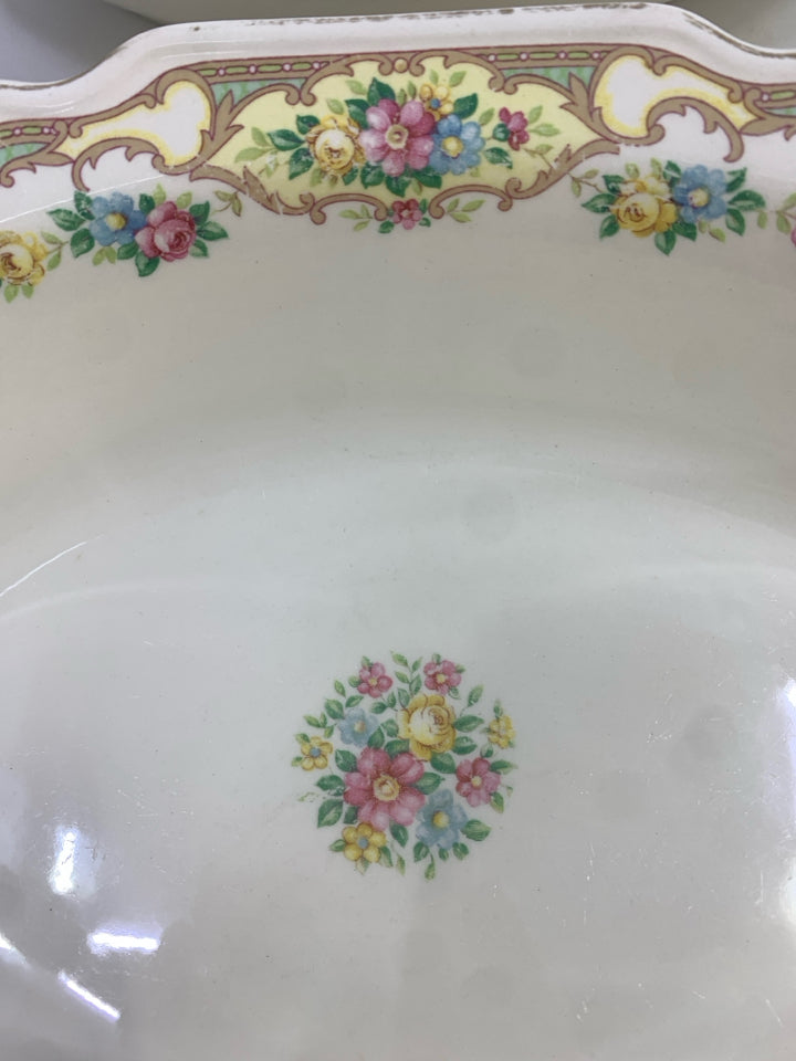 2 OVAL GOLD RIMMED SERVING BOWL W/FLORAL PATTERN.