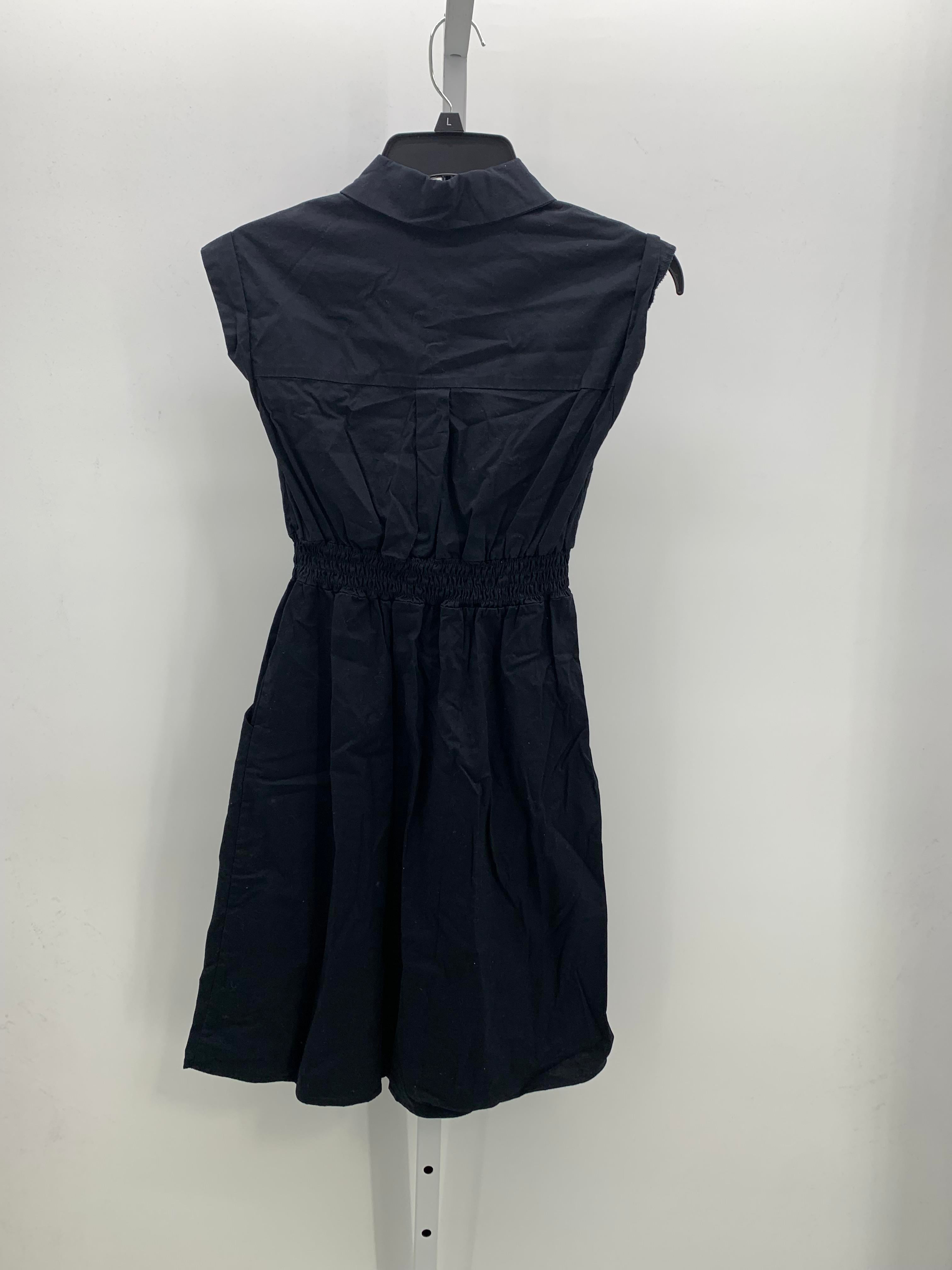 monteau Size Small Misses Sleeveless Dress
