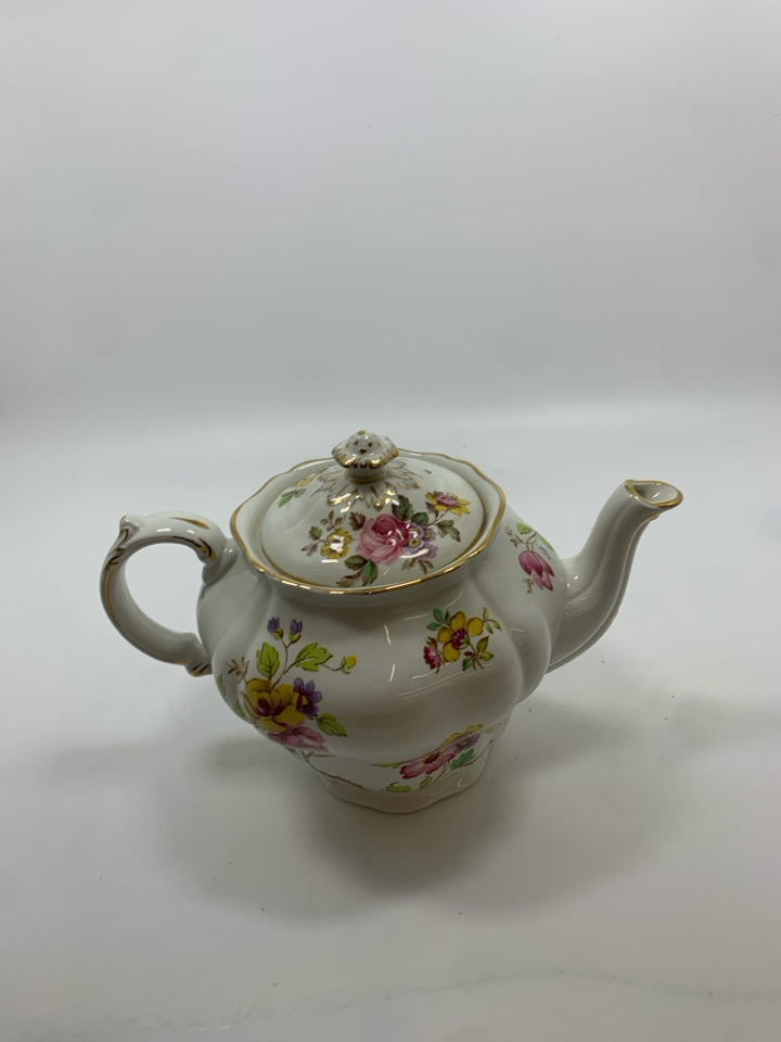VTG TEAPOT W/ YELLOW/PINK FLOWERS GOLD DETAILS.
