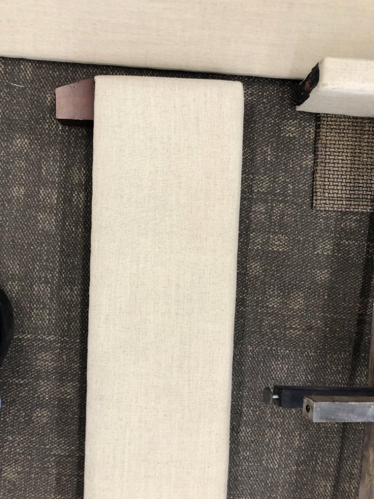 LIGHT GREY TUFTED FABRIC BED FRAME SAFAVIEH.