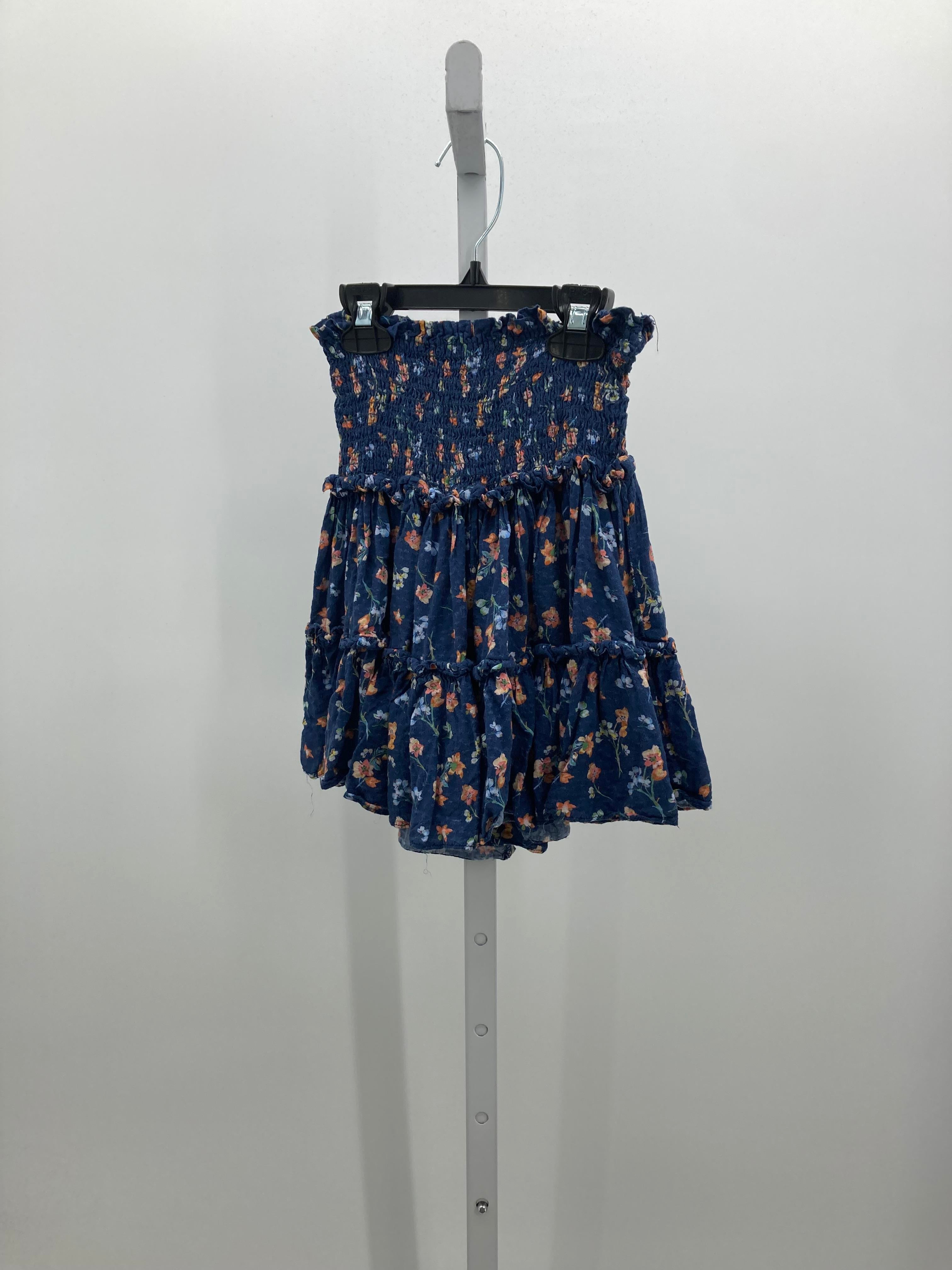 Size Small Juniors Skirt