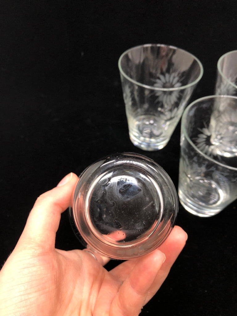 4 SUNFLOWER ETCHED DRINKING GLASSES.