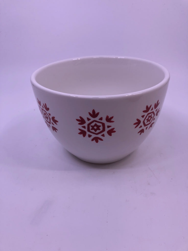 3 SNOWFLAKE NESTING BOWLS.