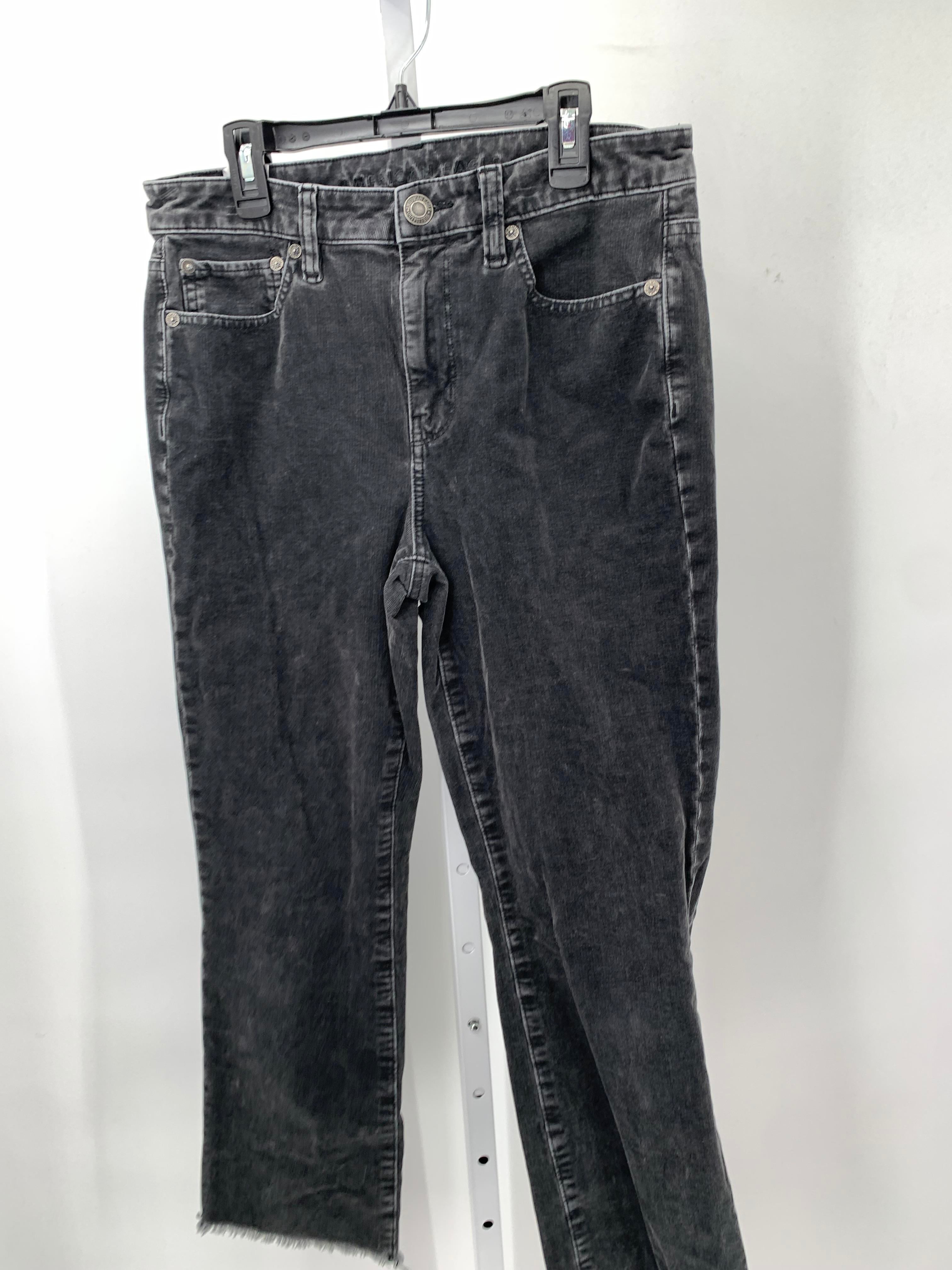 American Eagle Size 8 Juniors Cropped