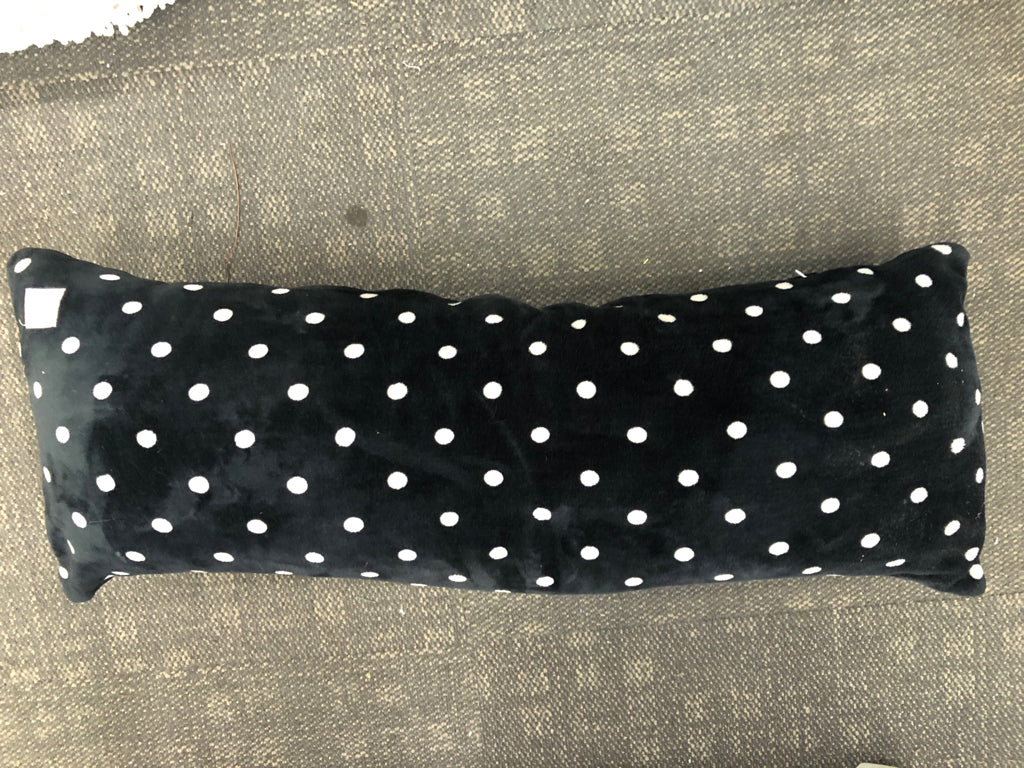 POLKA-DOT PILLOW - KATE SPADE.
