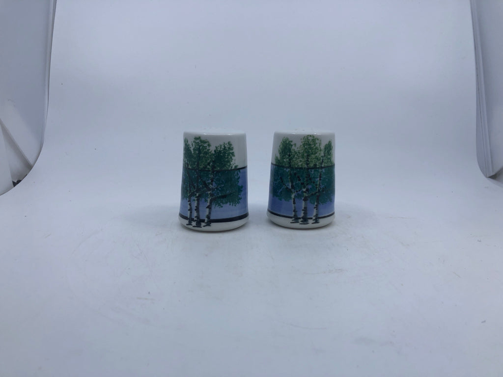 HEAVY POTTERY S/P SHAKERS W/ PAINTED BIRCH TREES SIGNED.