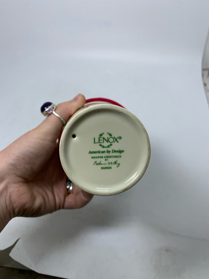 LENOX WINTER GREETINGS CARDINAL THERMAL TUMBLERS W/ SILICONE LID.