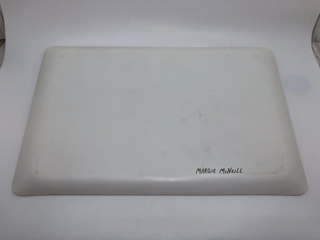 VTG DAFFODIL MELAMINE TRAY- VERA NEUMANN.