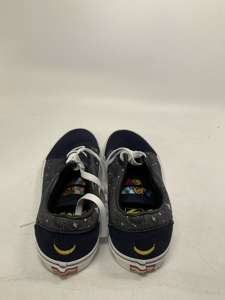 Vans Sailor Moon Shoes (Men-7.5, Wom-9)- Pre-Owned