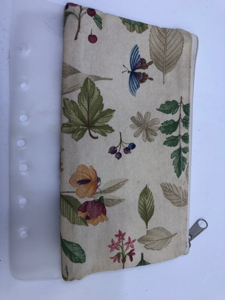 LONGABERGER PENCIL CASE BINDER INSERT.