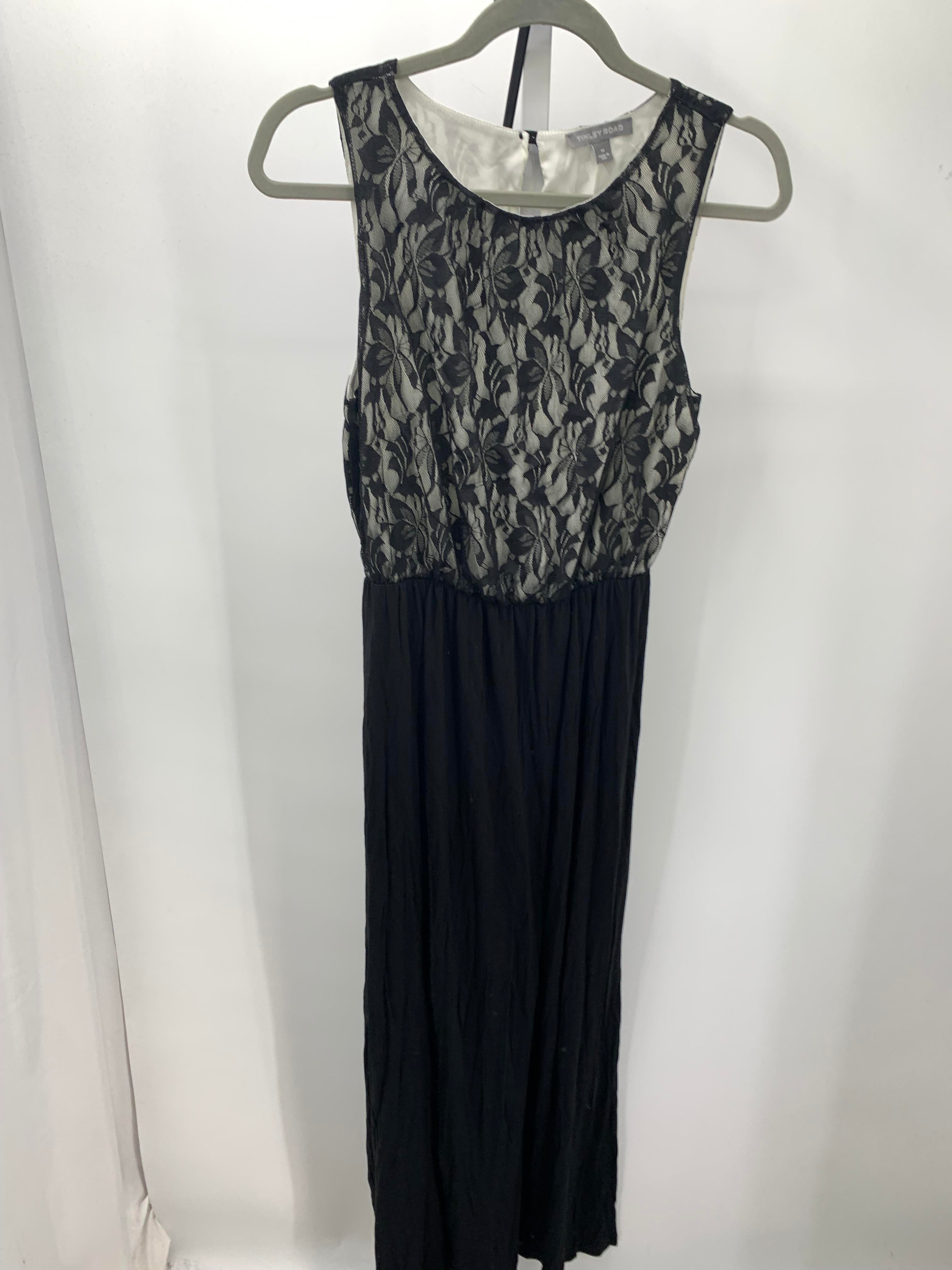 Size Medium Misses Sleeveless Dress