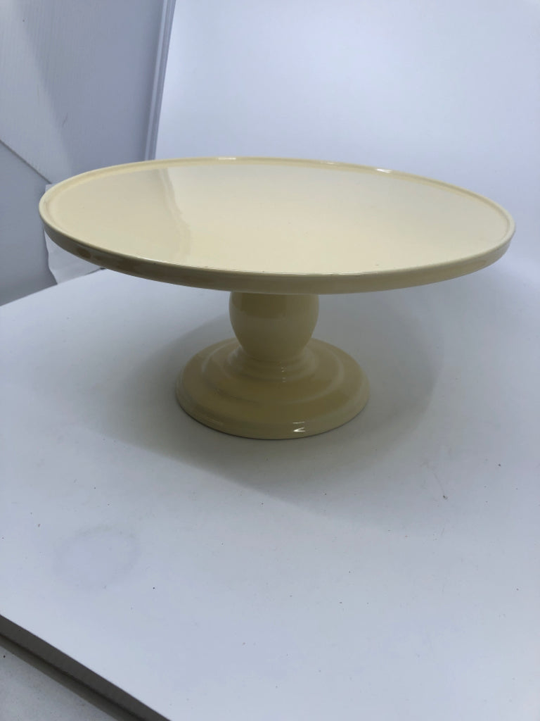 CERAMIC LIGHT YELLOW CAKE PLATE.