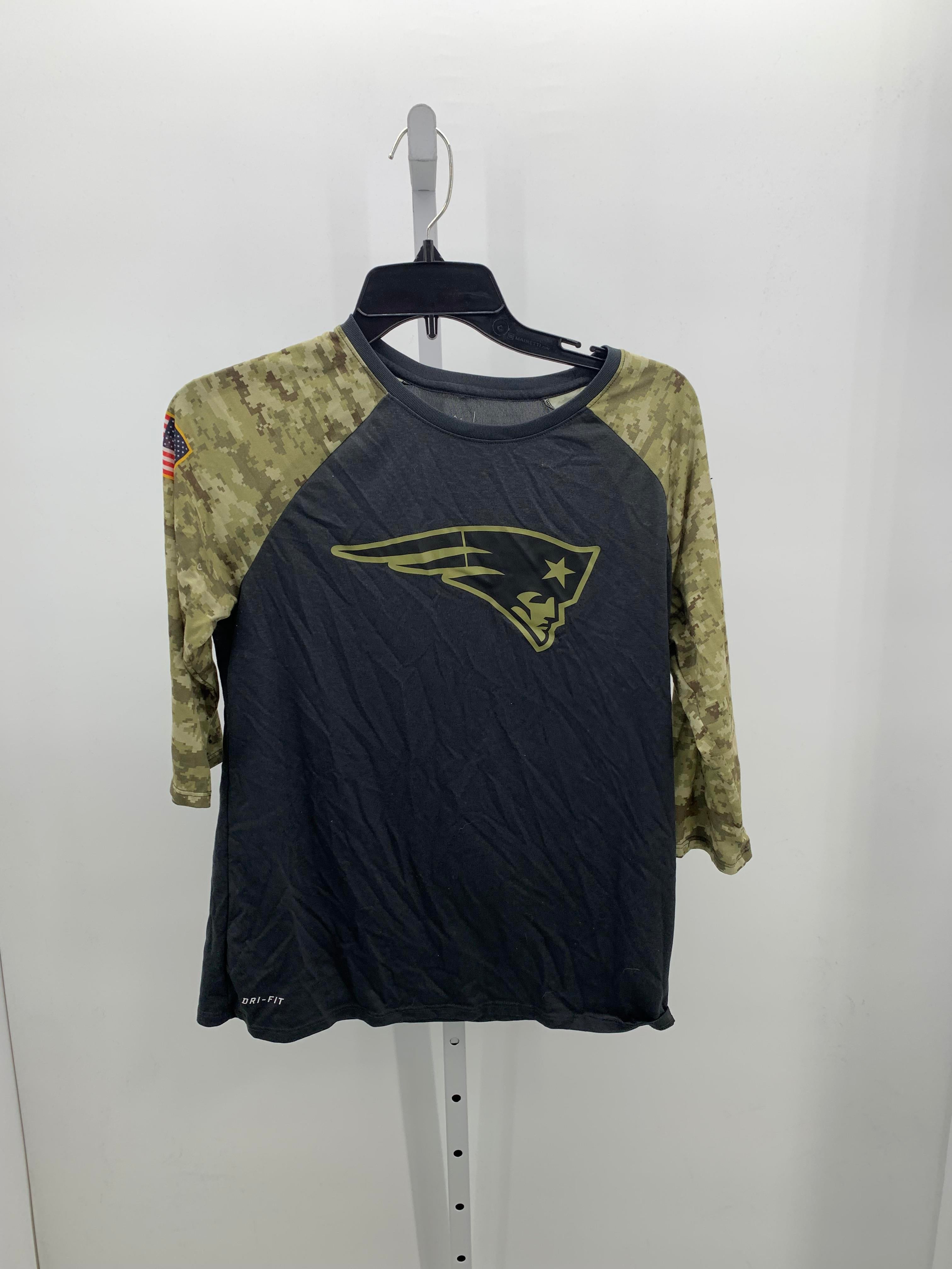 Nike Size Large Misses 3/4 Sleeve Shirt