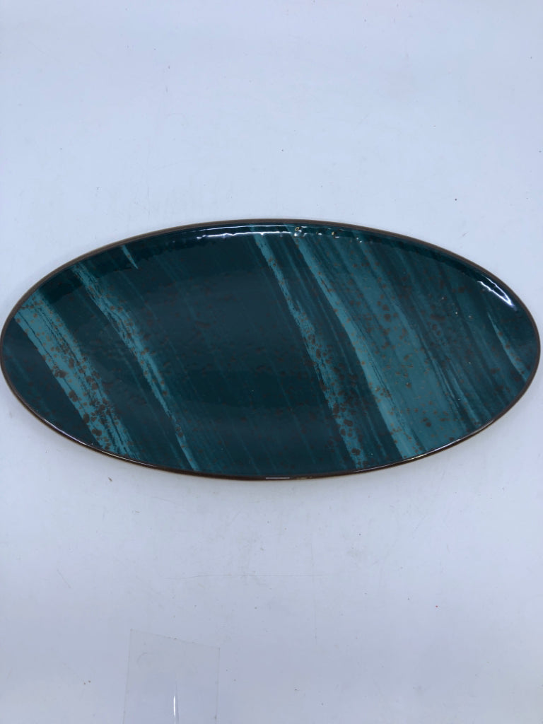TEAL OVAL SERVING PLATE.