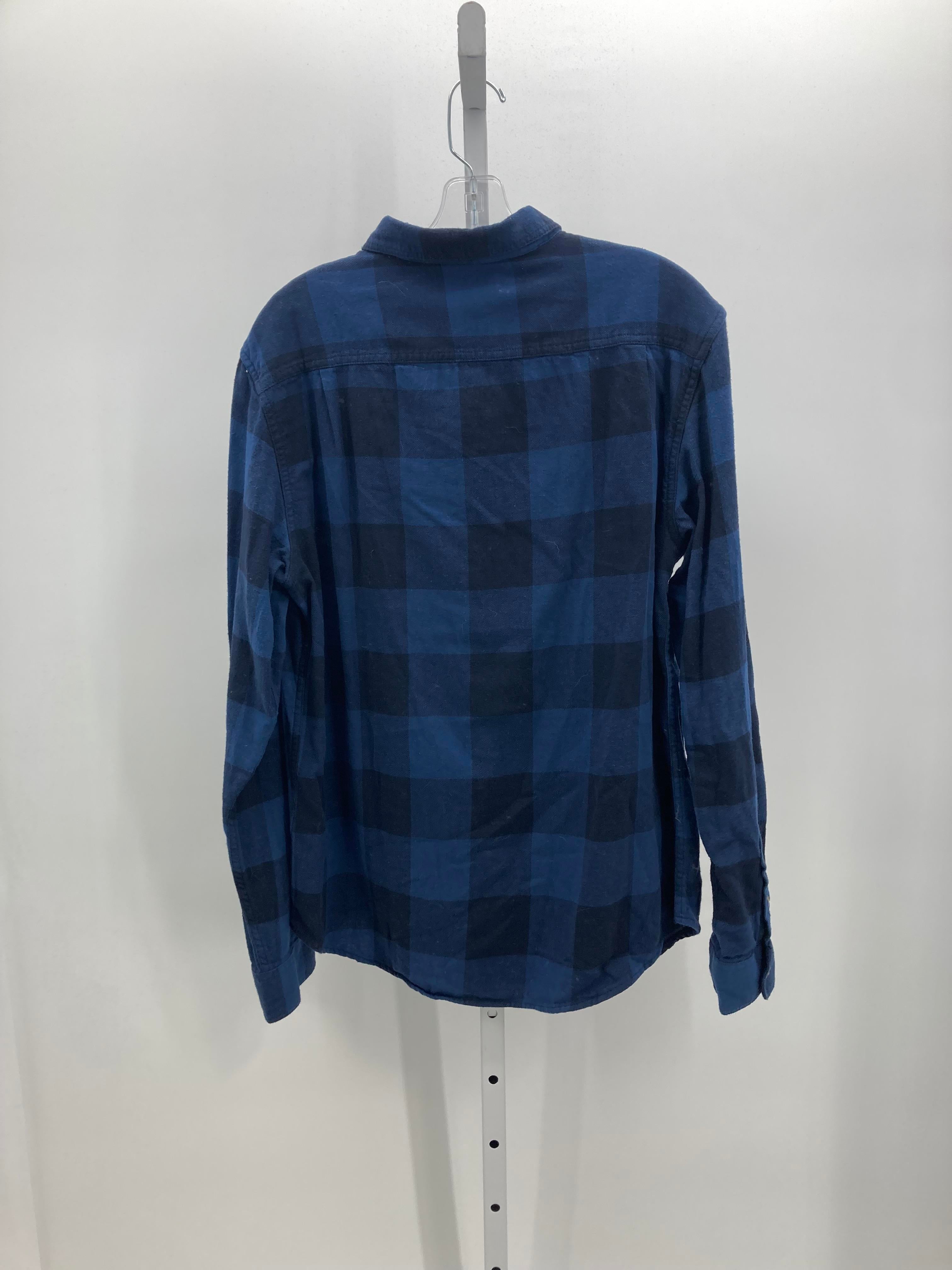 PLAID BTN DOWN