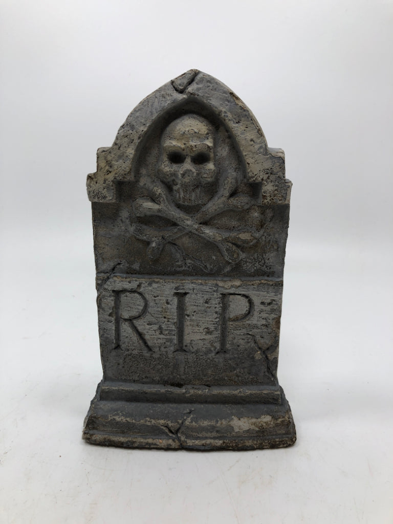 STONE RIP TOMBSTONE DECOR.
