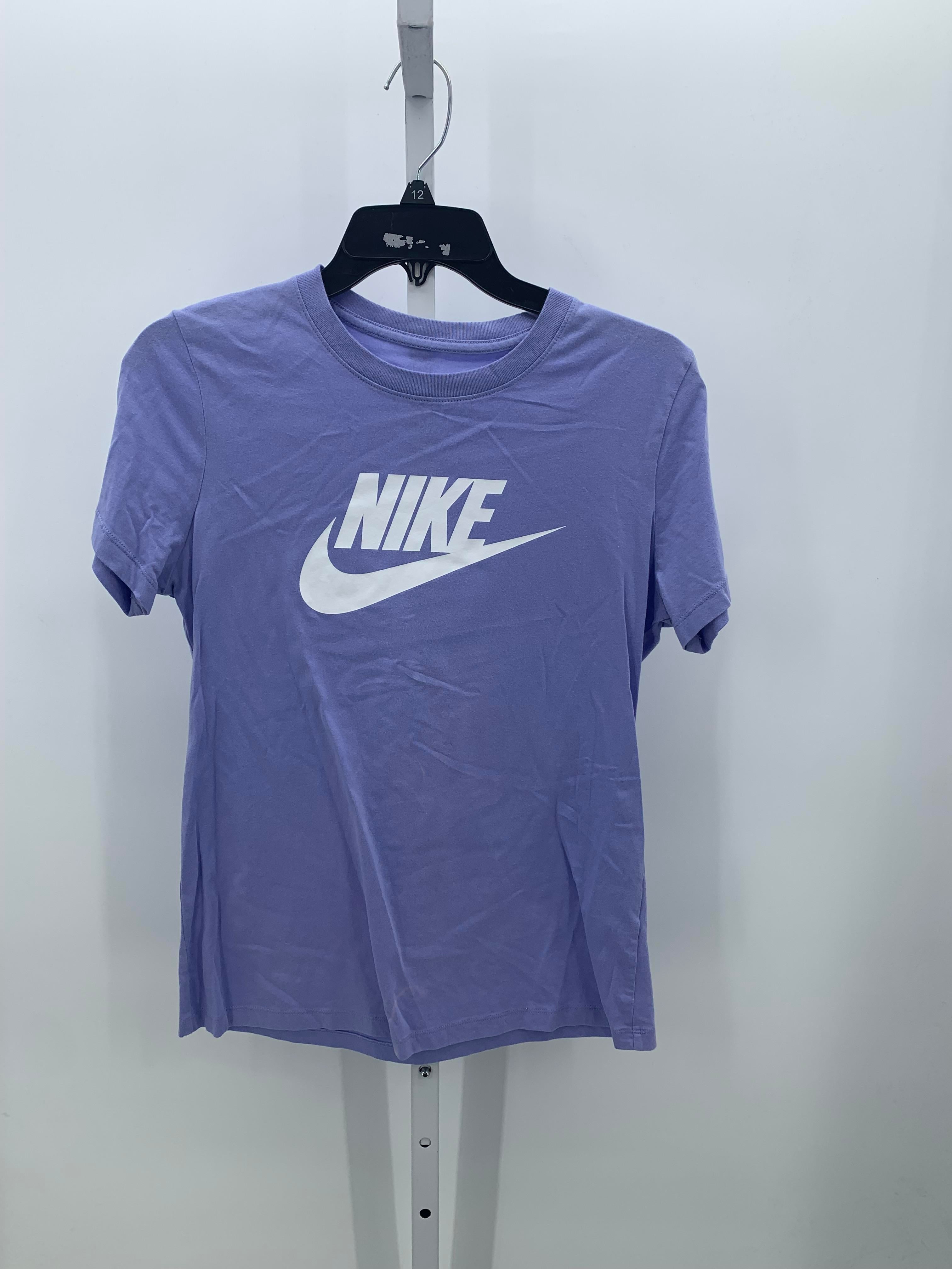 Nike Size Medium Misses Short Sleeve Shirt
