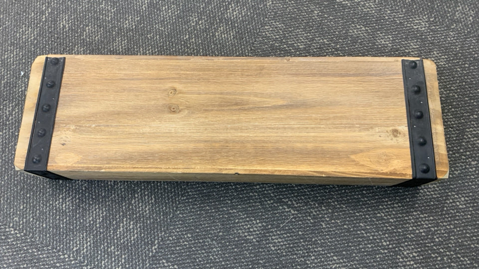 RUSTIC WOOD SHELF W/METAL DETAIL EDGE.