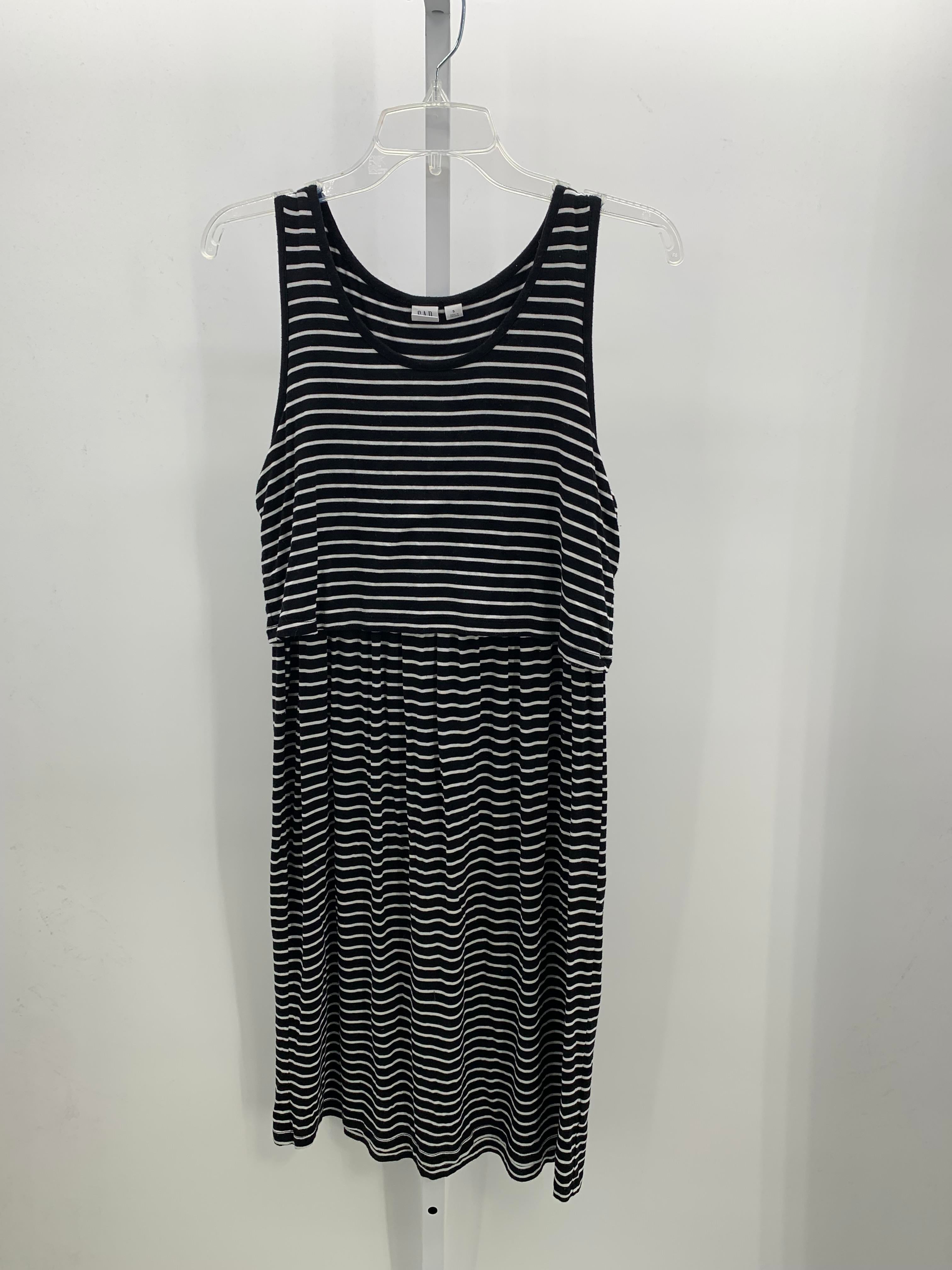 Gap Black Size Small Maternity Sleeveless Dress