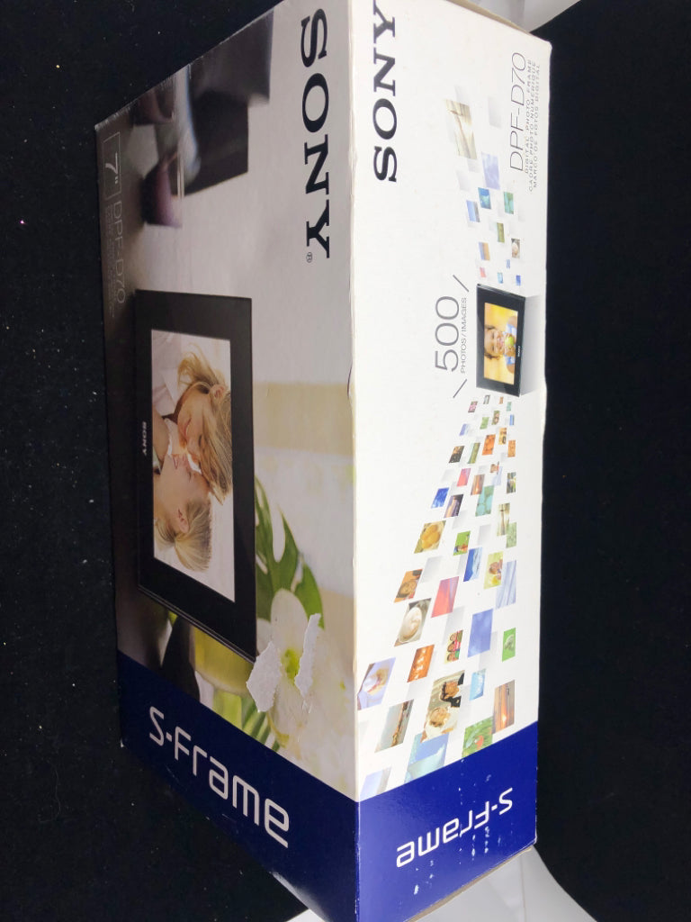 NIB SONY PHOTO FRAME.