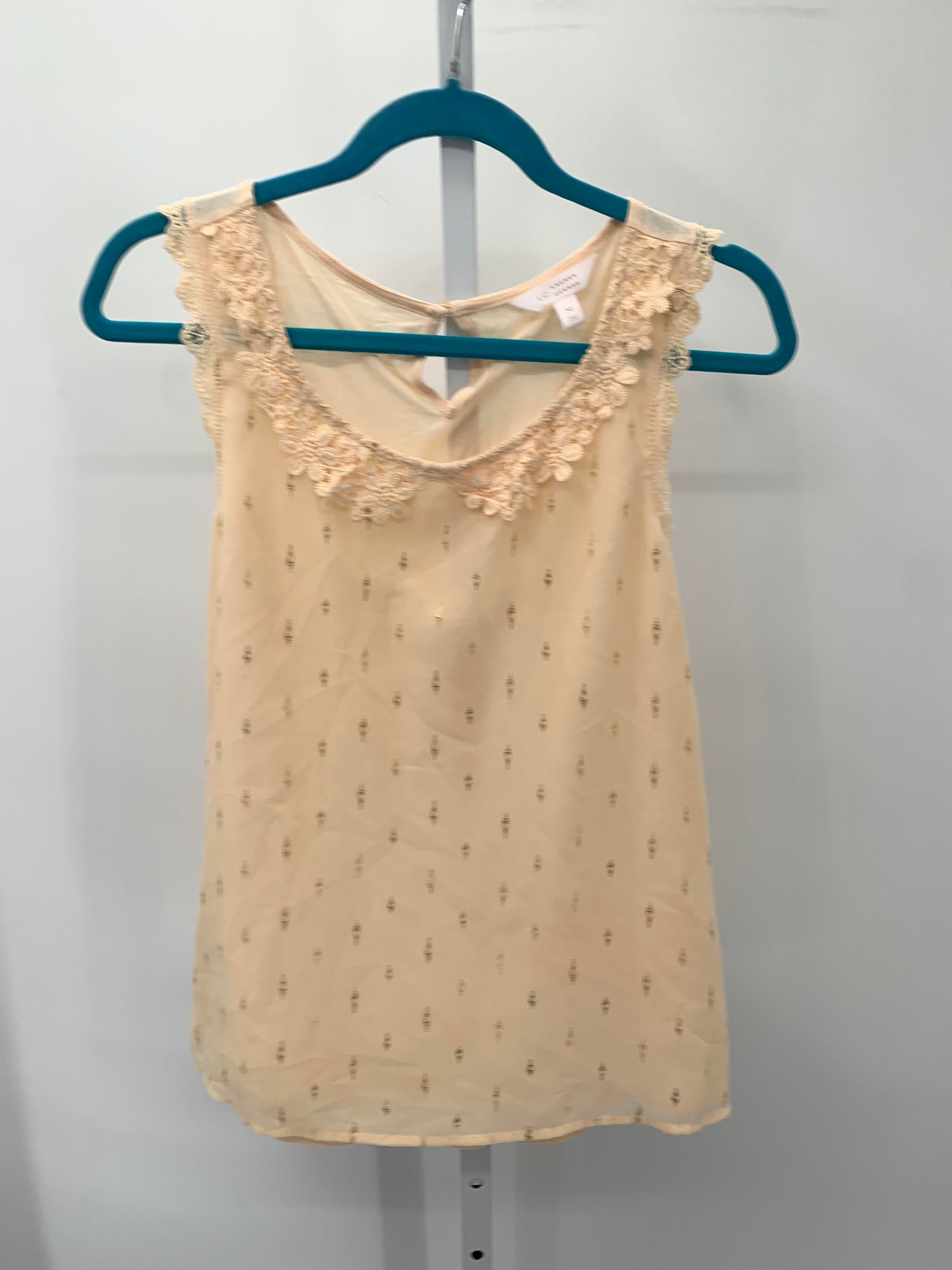 Lauren Conrad Size Medium Misses Sleeveless Shirt
